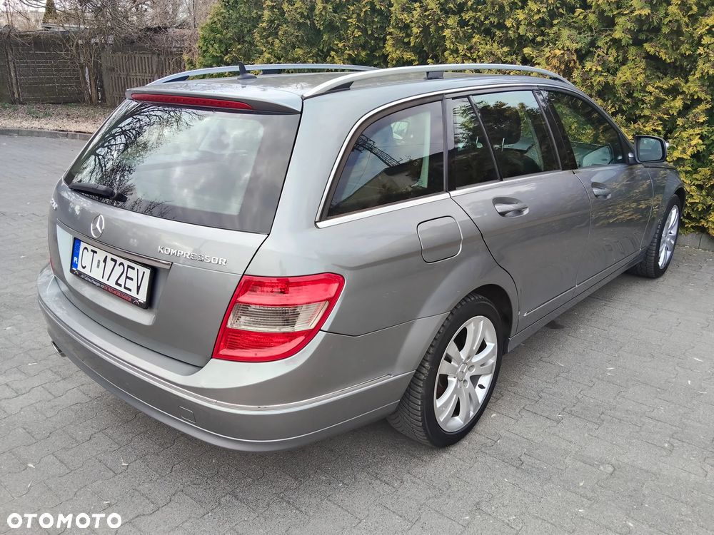 Mercedes-Benz Klasa C 200 Avantgarde Edition - 3