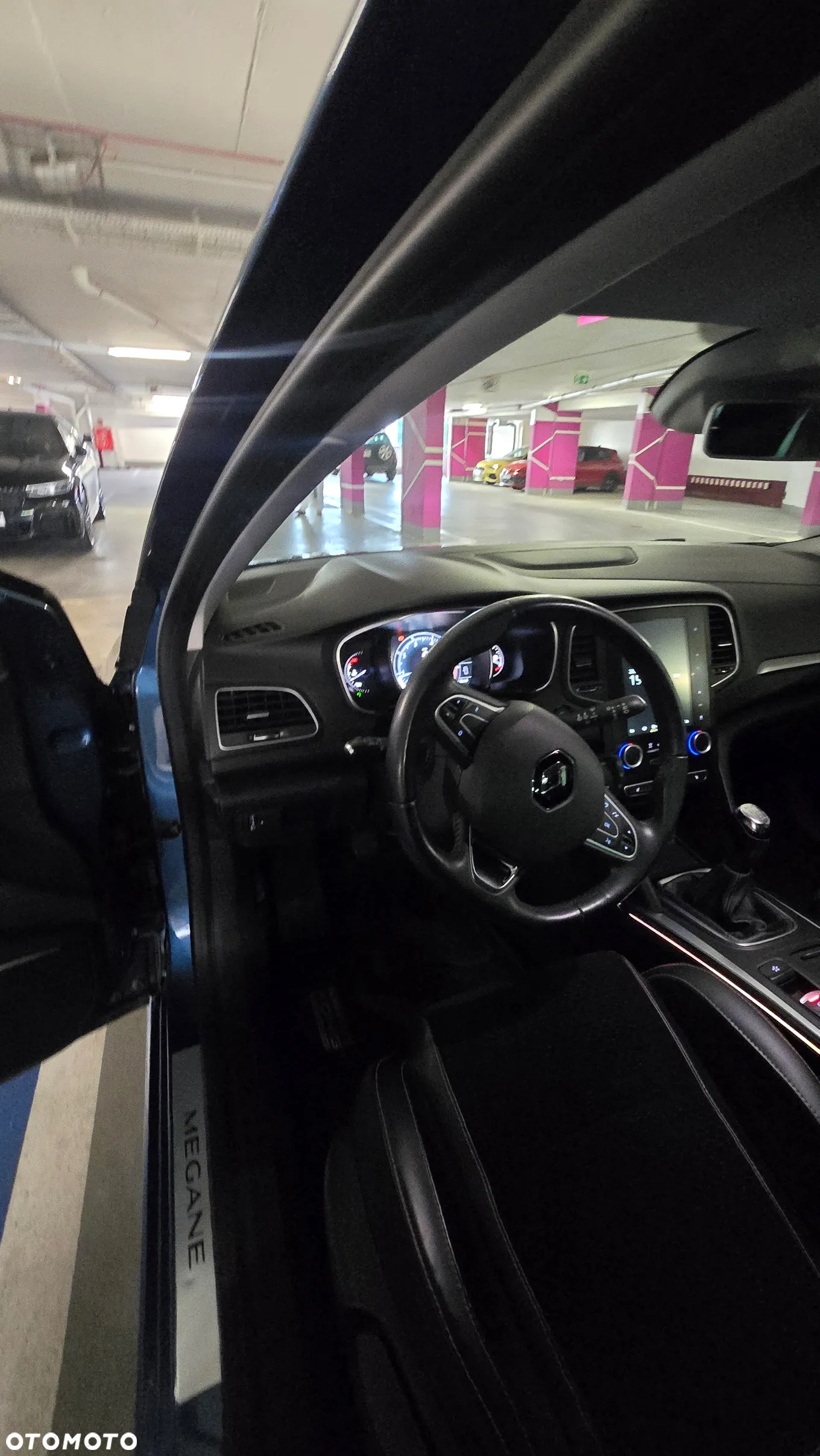Renault Megane 1.6 SCe Intens - 4