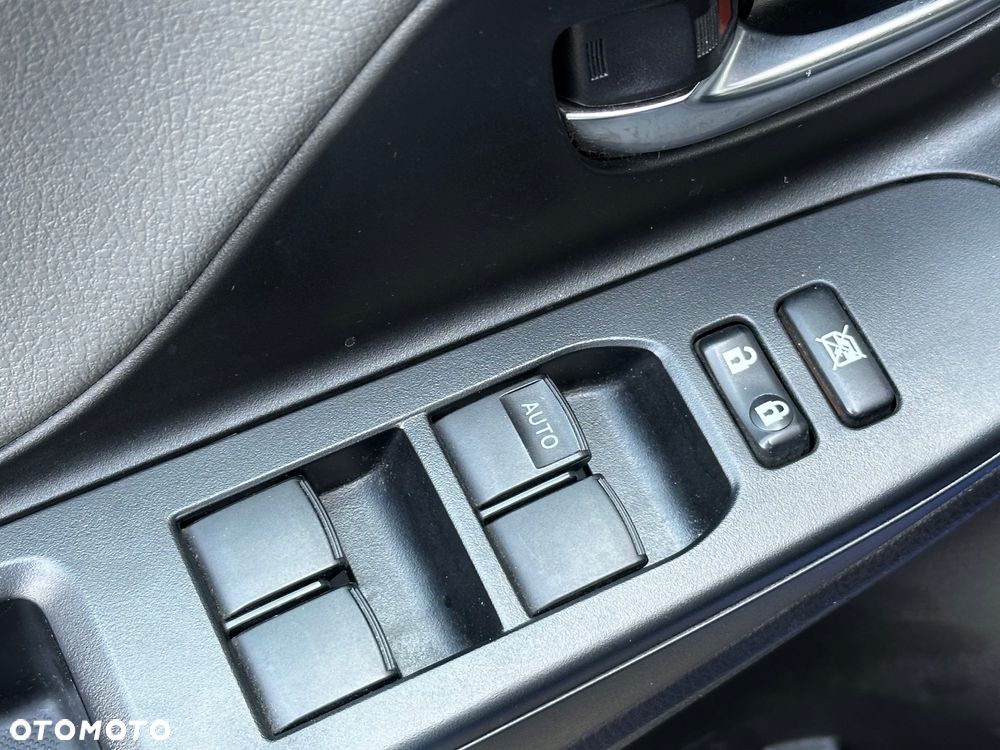 Toyota Yaris 1.5 Premium - 21