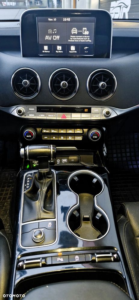 Kia Stinger 2.0 T-GDI L - 12