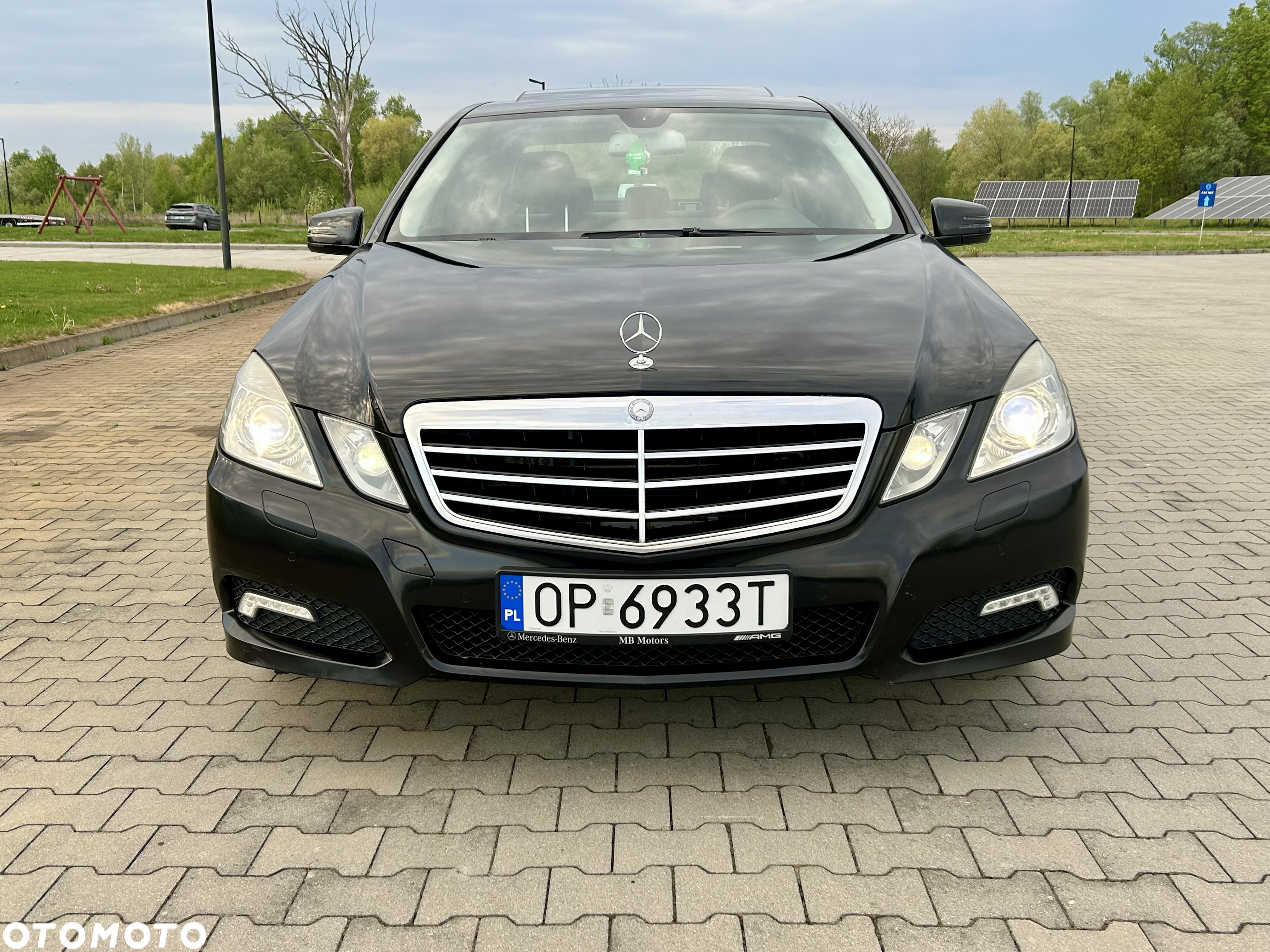 Mercedes-Benz Klasa E 350 CDI BlueEff Avantgarde - 4