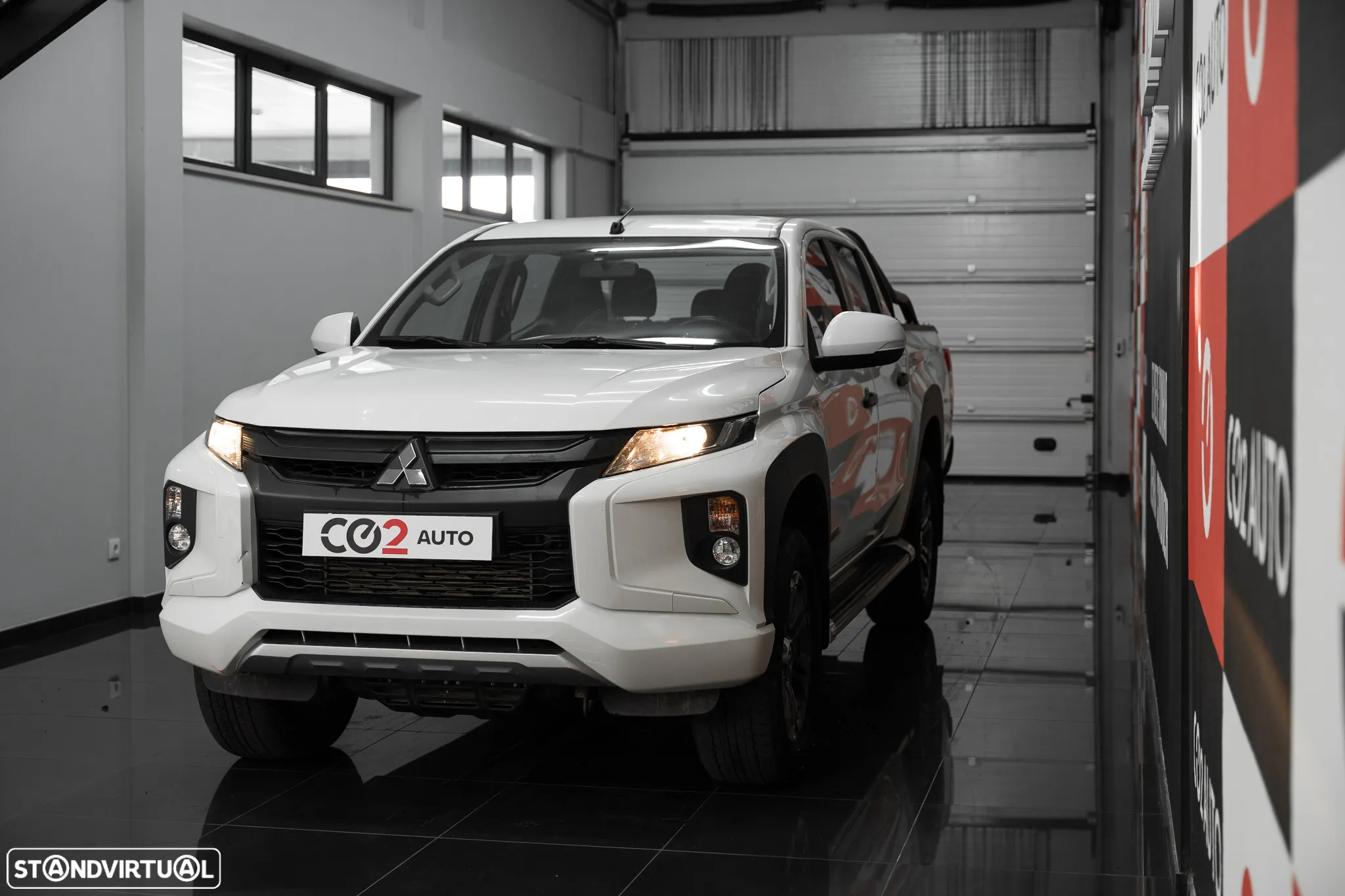 Mitsubishi L200 2.3 DI-D Club Invite 4WD - 4