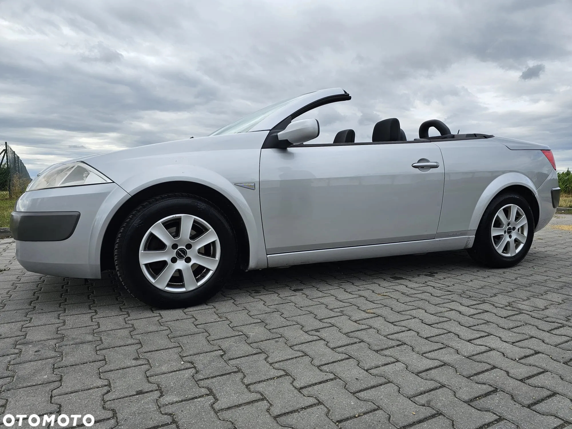 Renault Megane 1.6 Coupe-Cabriolet Luxe Privilege - 3