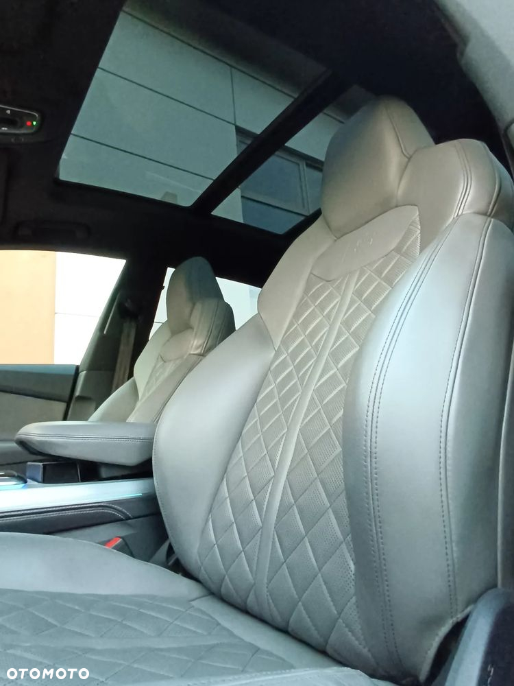 Audi Q8 - 21
