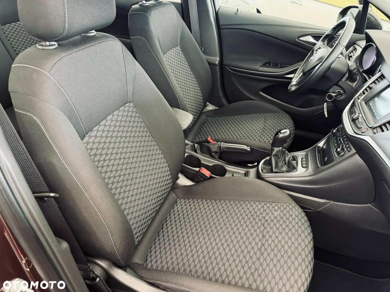 Opel Astra - 33