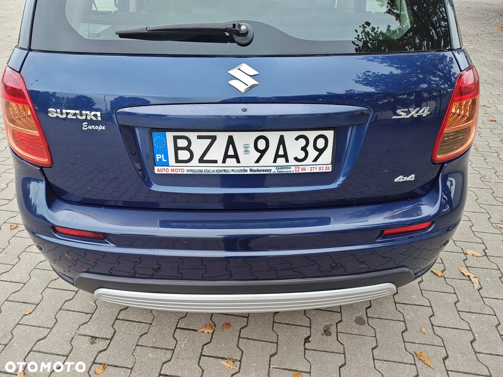 Suzuki SX4 - 8