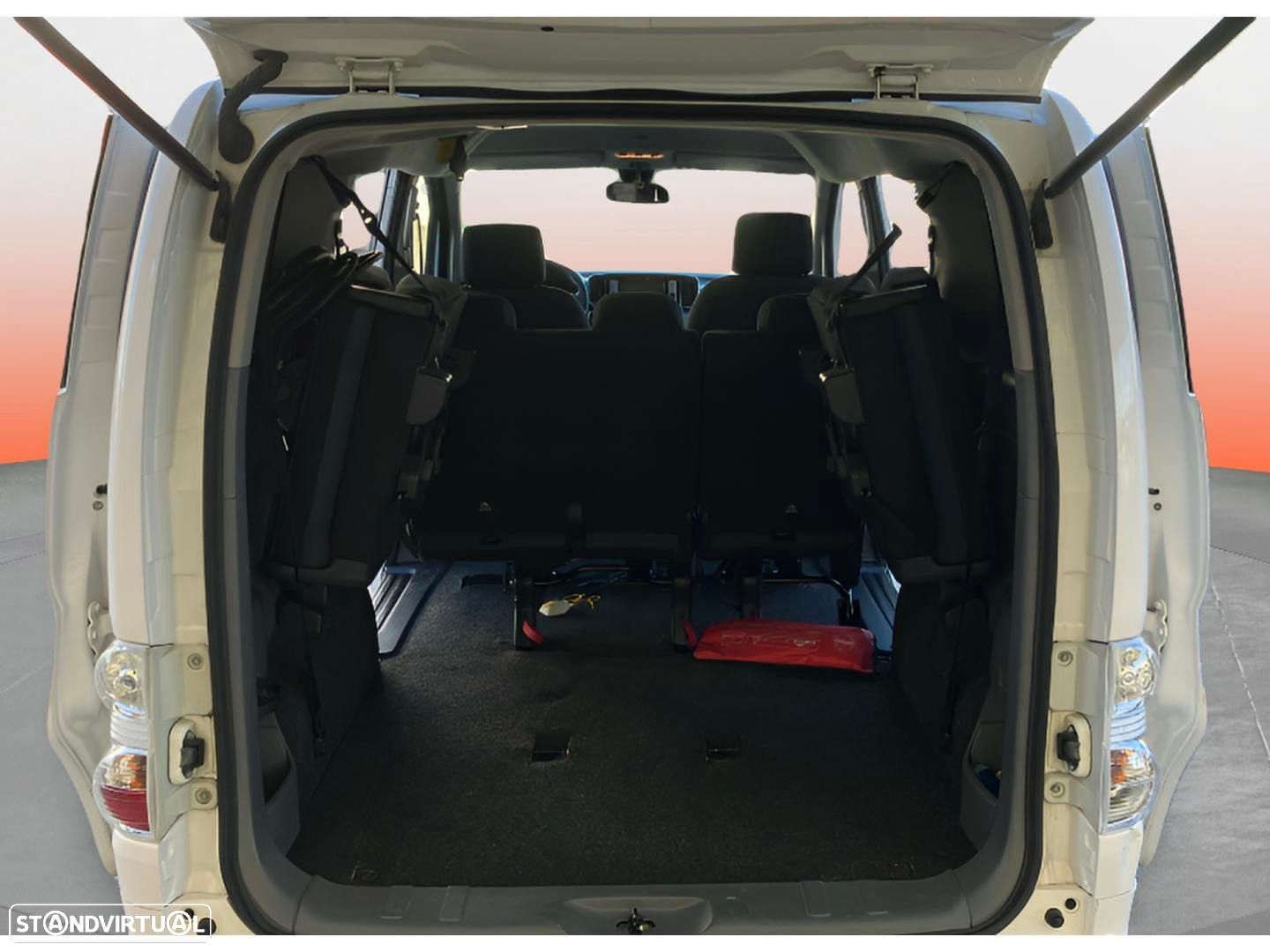 Nissan e-NV200 Evalia 7L Flex - 9