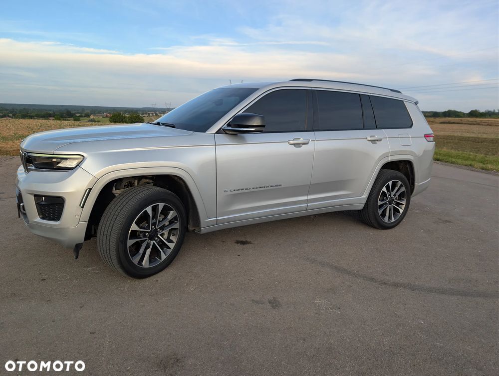 Jeep Grand Cherokee - 15