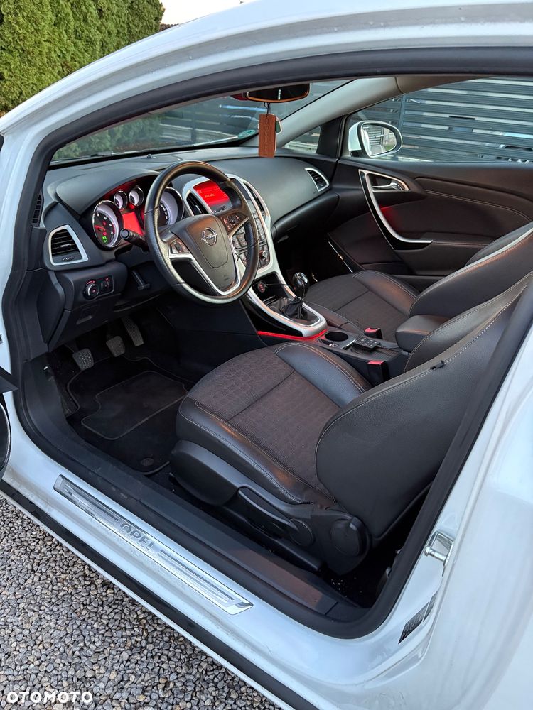 Opel Astra GTC 2.0 CDTI ecoFLEX Start/Stop Edition - 8