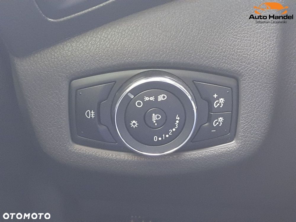 Ford Transit Connect - 13