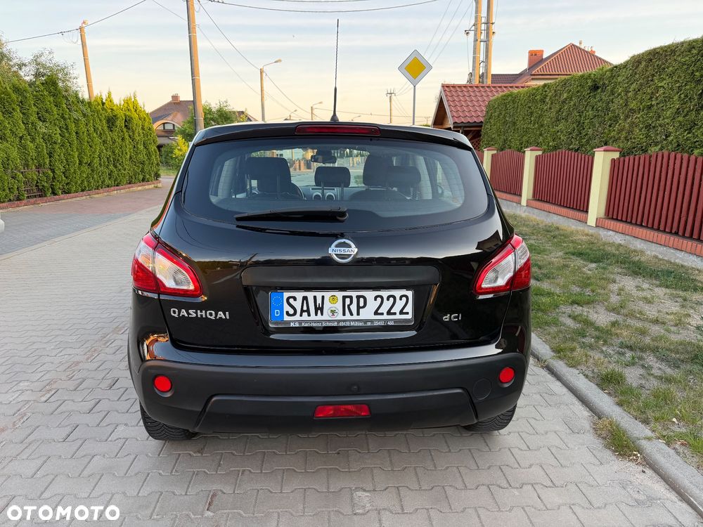 Nissan Qashqai 1.5 dCi TEKNA - 16