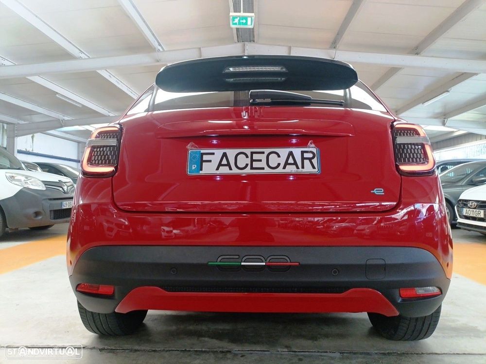 Fiat 600e 54 kWh (RED) - 19