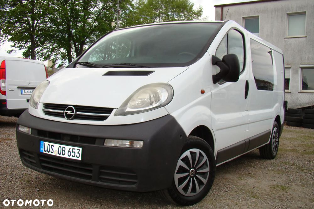Opel Vivaro - 1