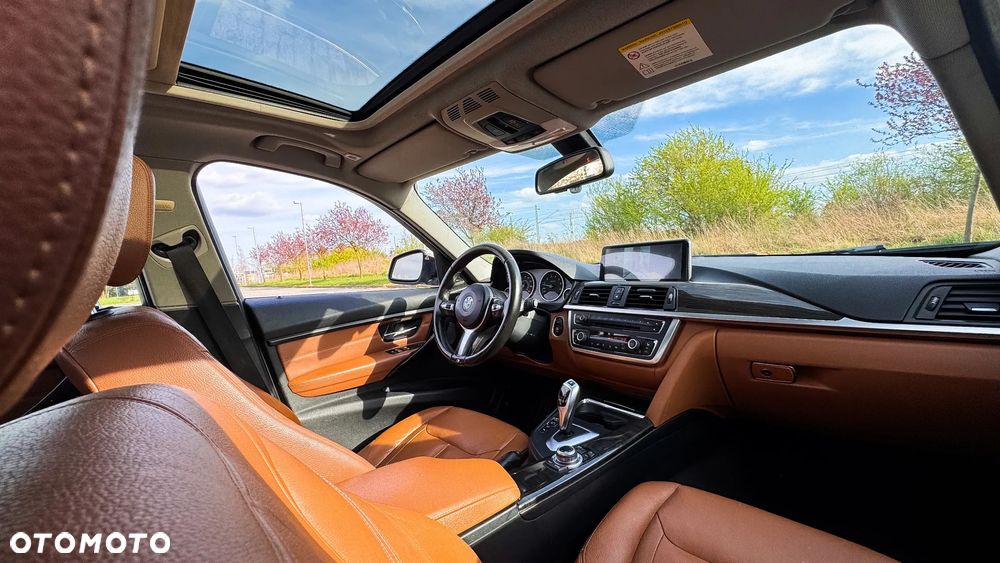 BMW Seria 3 328i Sport-Aut Luxury Line - 11