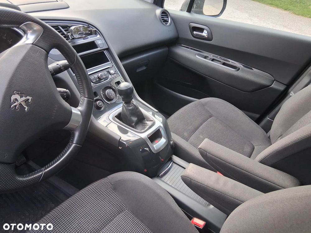 Peugeot 5008 1.6 HDi Access 7os - 9