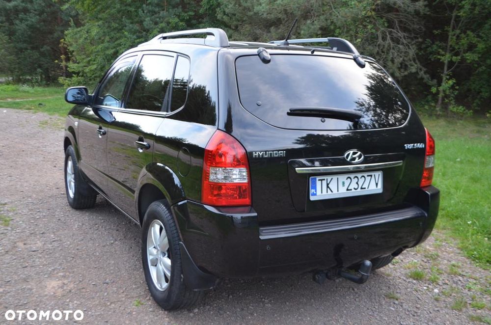 Hyundai Tucson 2.0 Comfort 2WD - 14