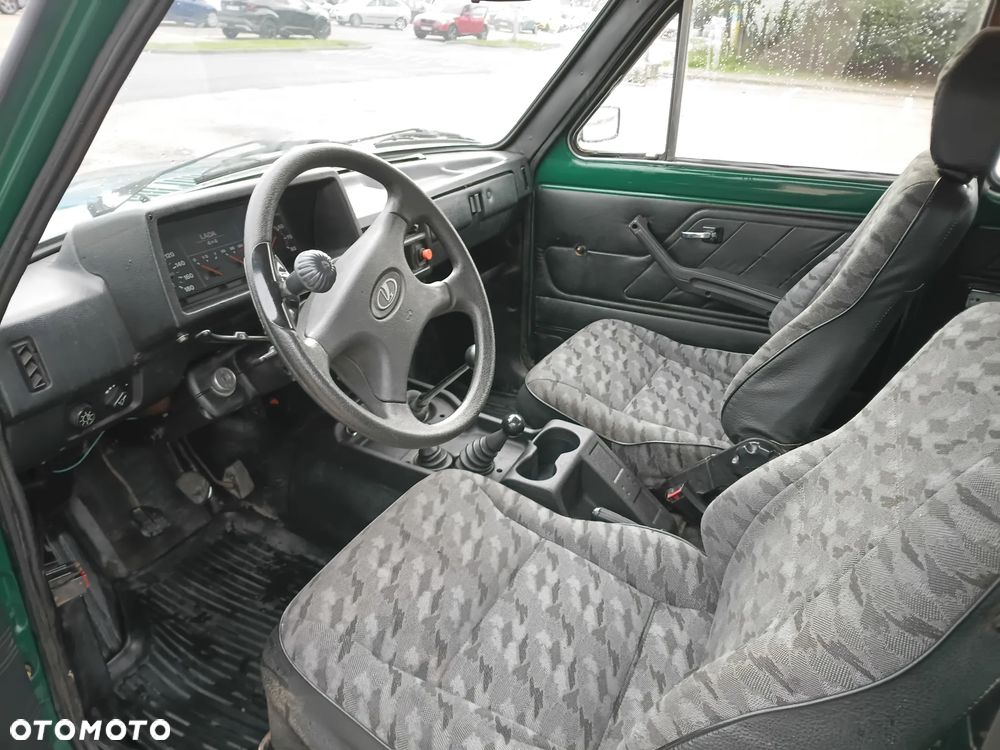 Lada Niva 1.7i - 15