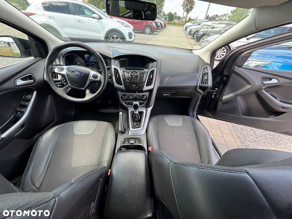 Ford Focus 1.0 EcoBoost STart-Stopp-System TITANIUM - 17