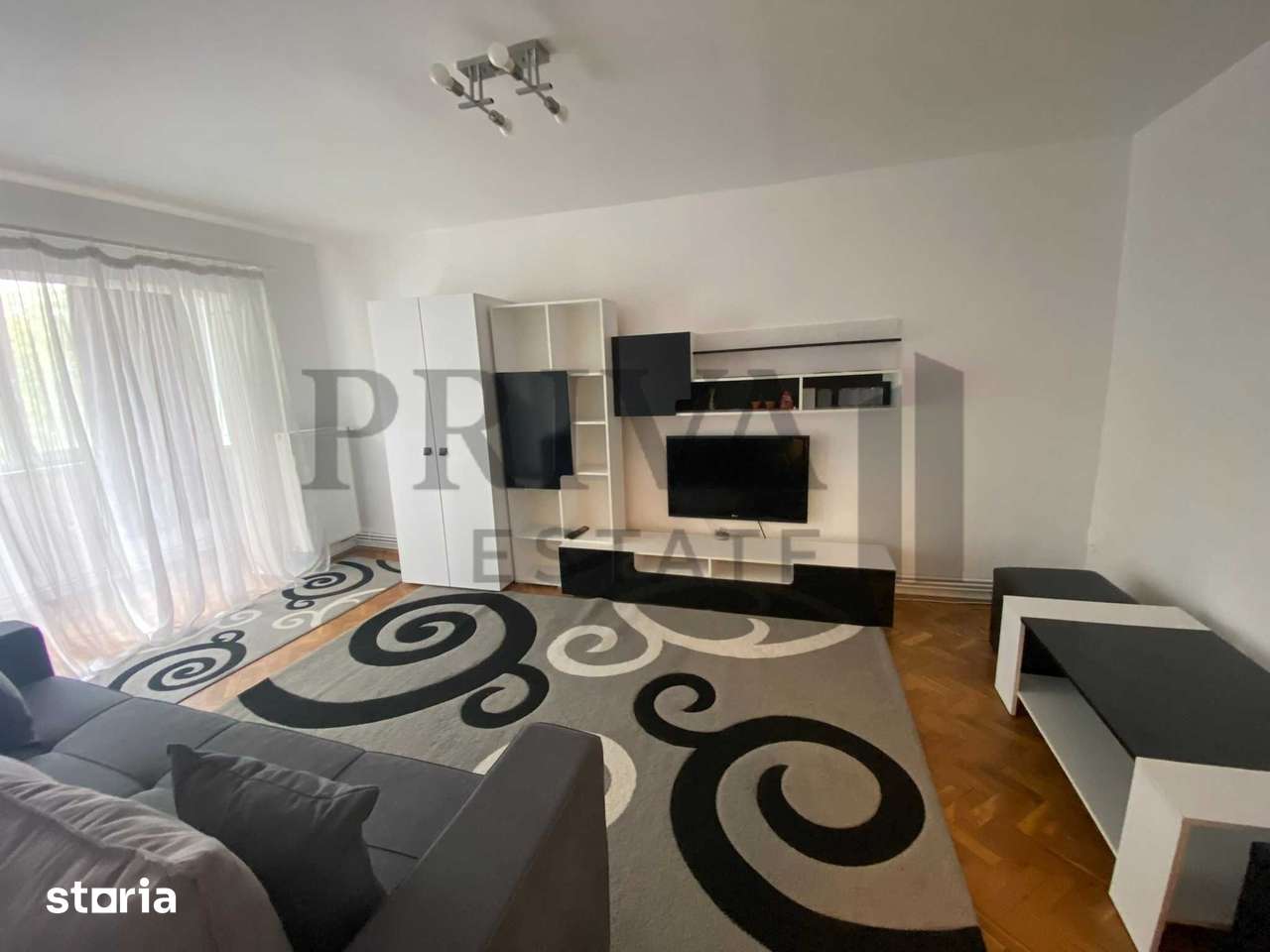 Apartament spațios 3 camere, 80 mp, etaj 2, Soarelui — fotografia 1