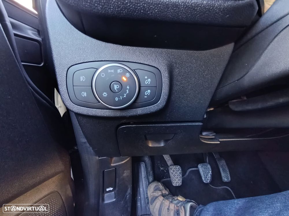 Ford Fiesta 1.5 TDCi Active+ - 26