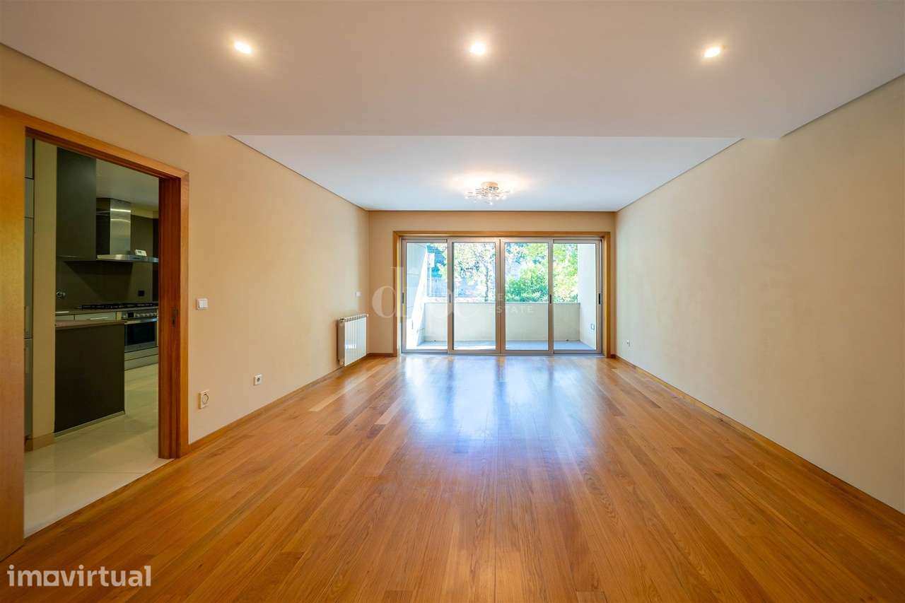 Arrendamento | Apartamento T2 no coração da cidade de Guimarães - Grande imagem: 4/24