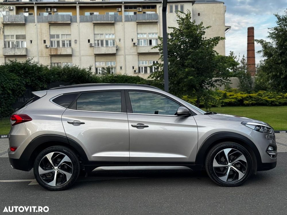 Hyundai Tucson - 32