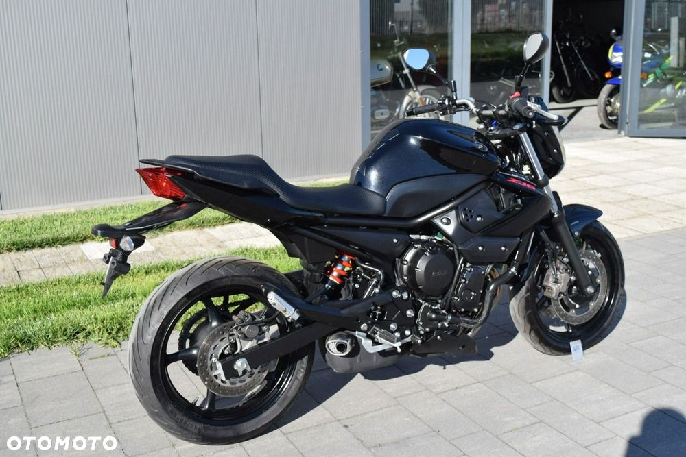 Yamaha XJ - 2