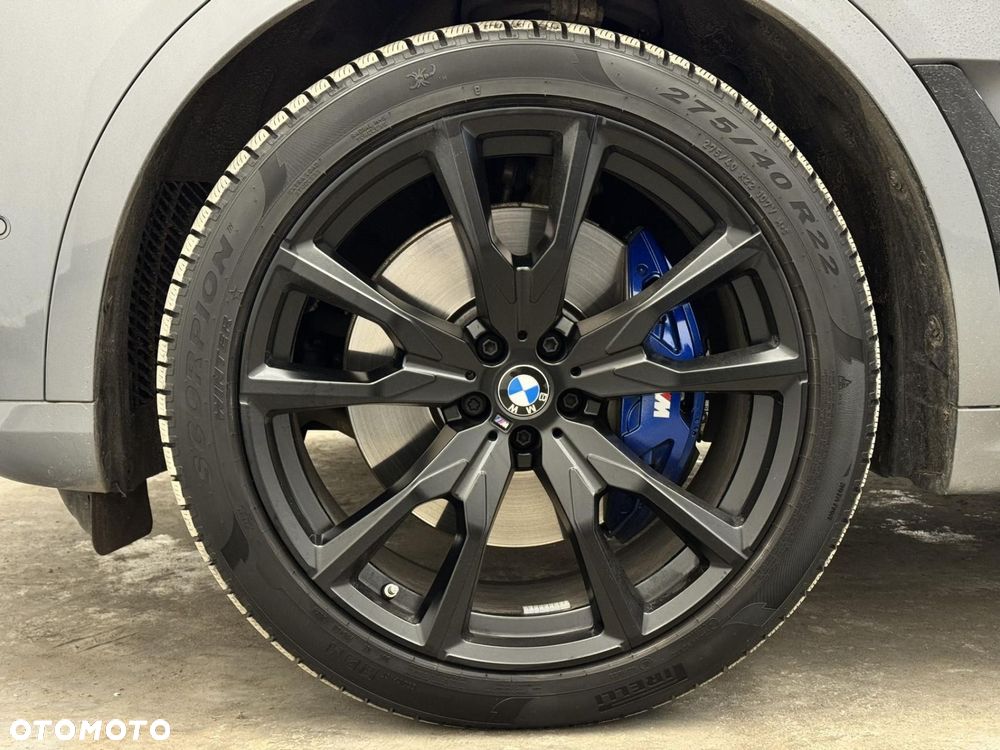 BMW X7 - 9