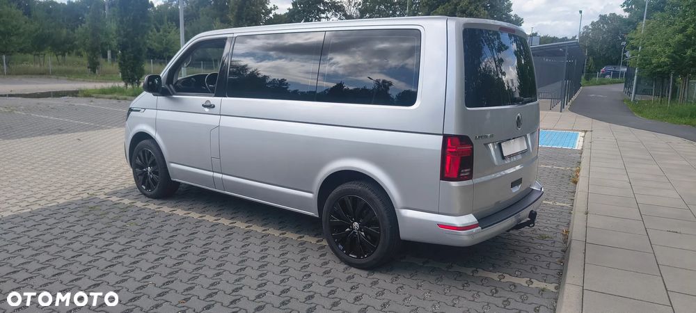 Volkswagen Multivan - 7