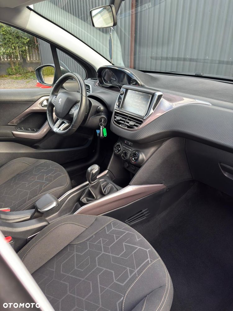Peugeot 2008 1.4 HDi Active - 14