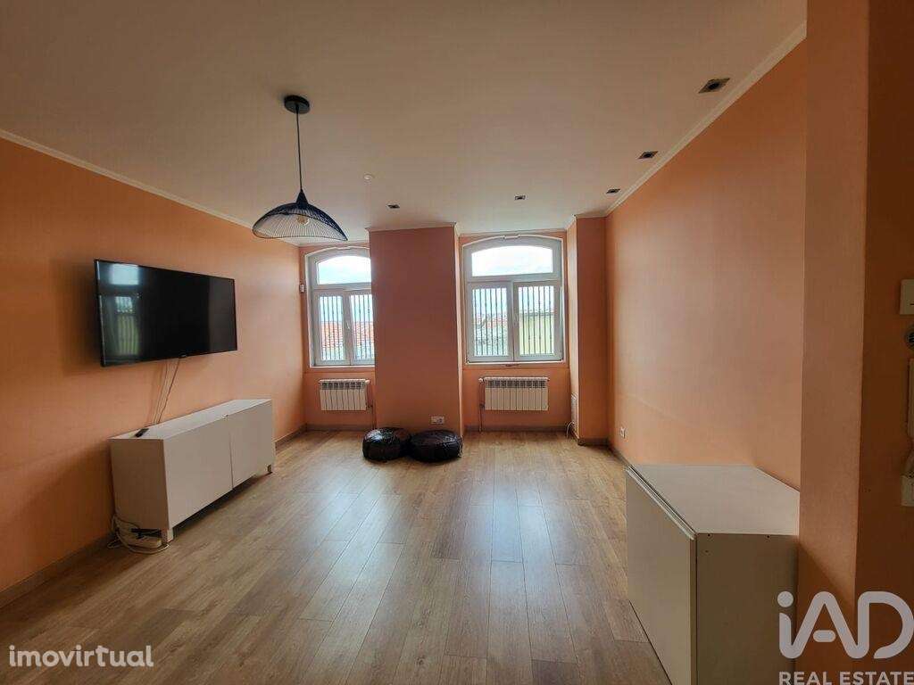 Apartamento T2 em Santa Maria Maior de 70,00 m2 - Grande imagem: 2/30