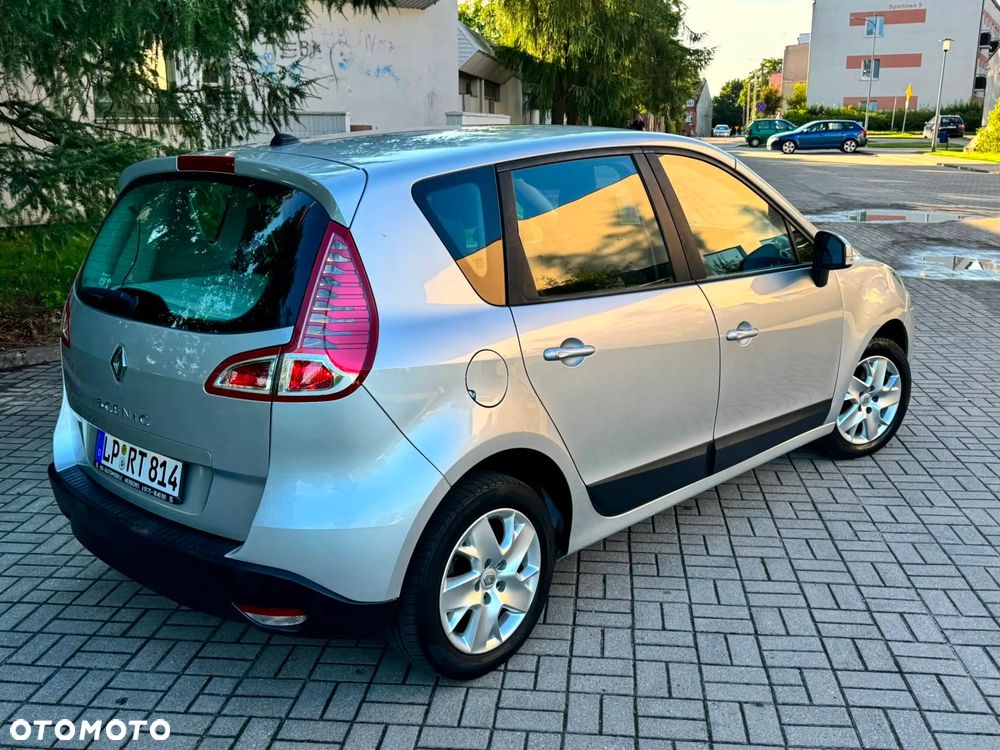 Renault Scenic 1.6 16V 110 TomTom Edition - 4