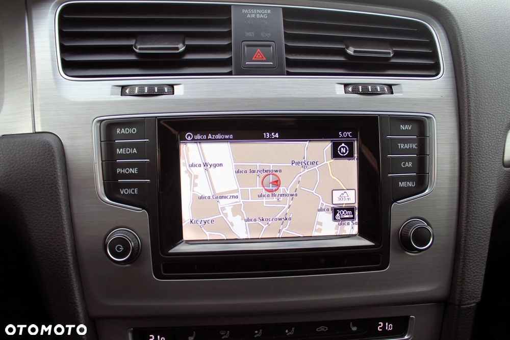 Volkswagen Golf 1.6 TDI 4Motion BlueMotion Technology Comfortline - 21