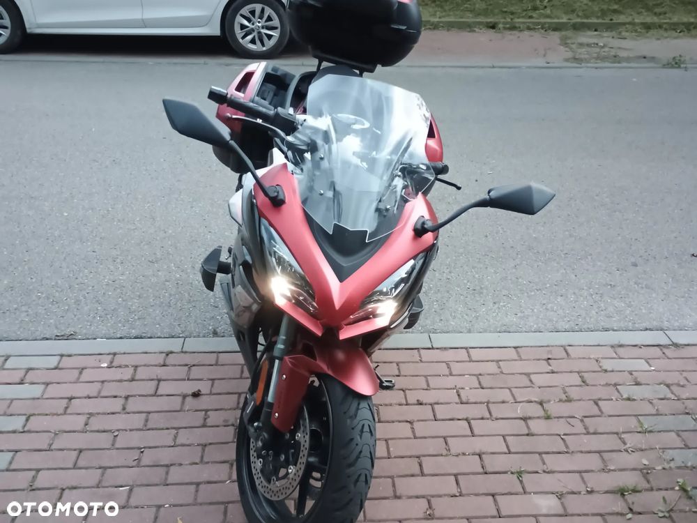 Kawasaki Ninja 1000 SX - 2