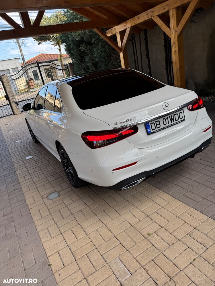 Mercedes-Benz E 300 9G-TRONIC AMG Line - 5