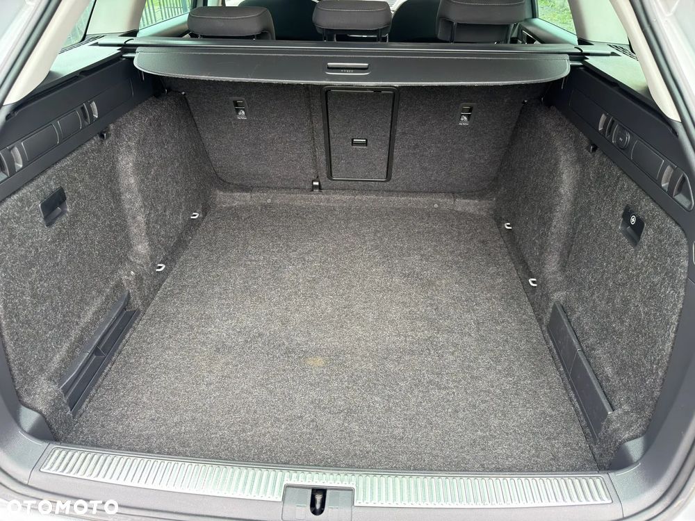 Skoda Superb 2.0 TDI Style DSG7 - 9