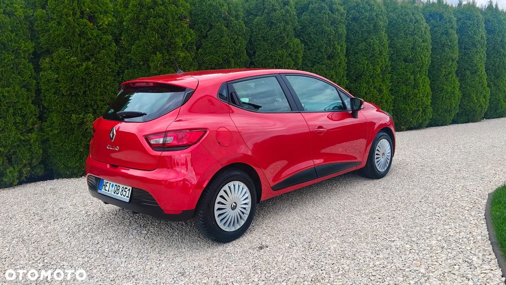 Renault Clio 1.2 16V 75 Business - 4