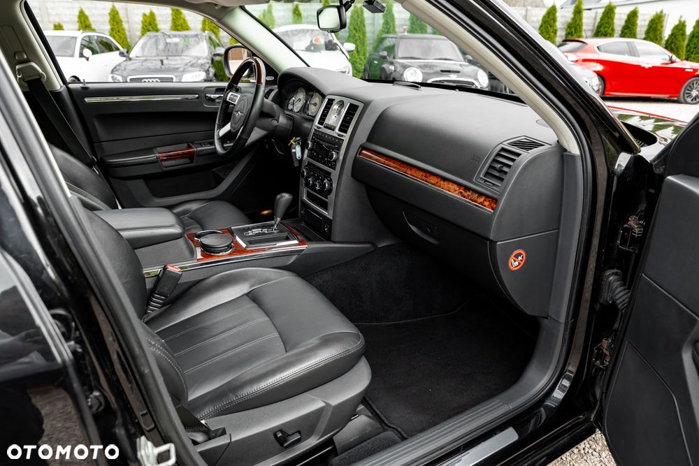 Chrysler 300C 2.7 Automatik - 23