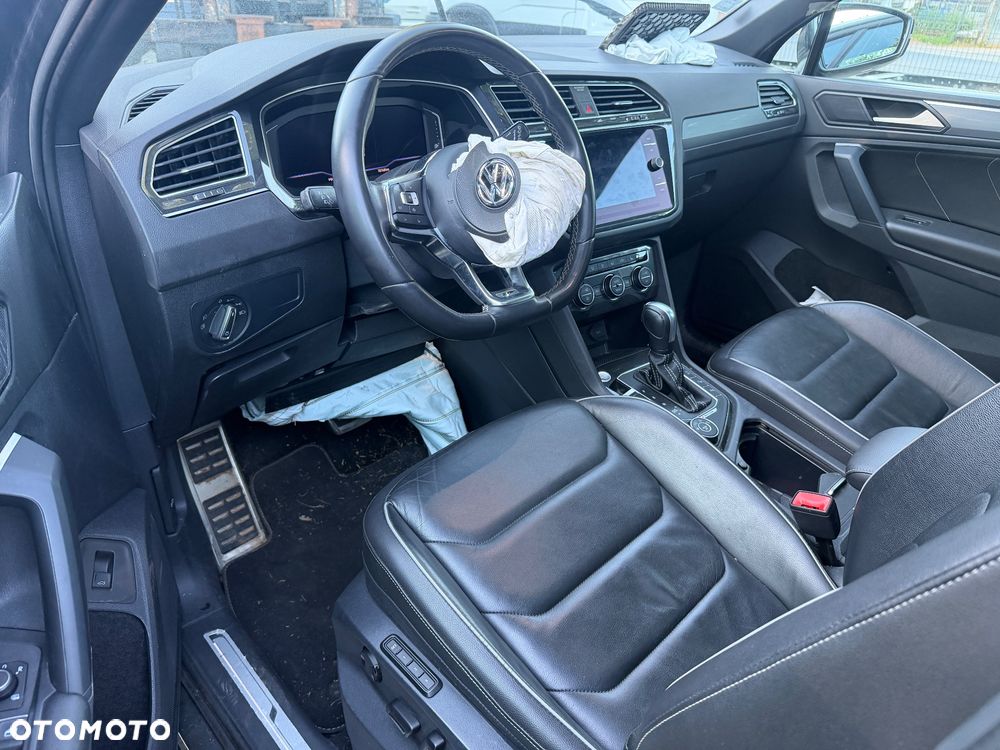 Volkswagen Tiguan 2.0 TDI SCR 4MotION DSG R-Line - 11