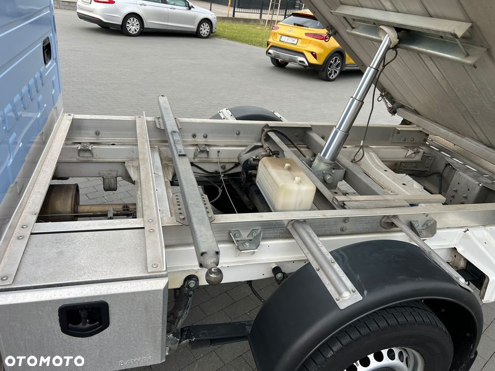 Volkswagen CRAFTER - 22
