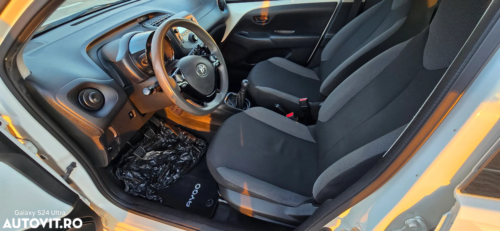 Toyota Aygo 1.0 VVY-I 5 usi X-connect - 23