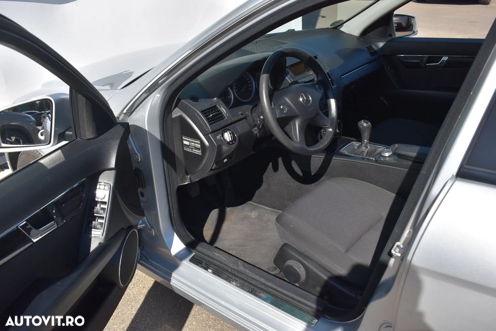 Mercedes-Benz C 200 CDI BlueEFFICIENCY T-modell - 16