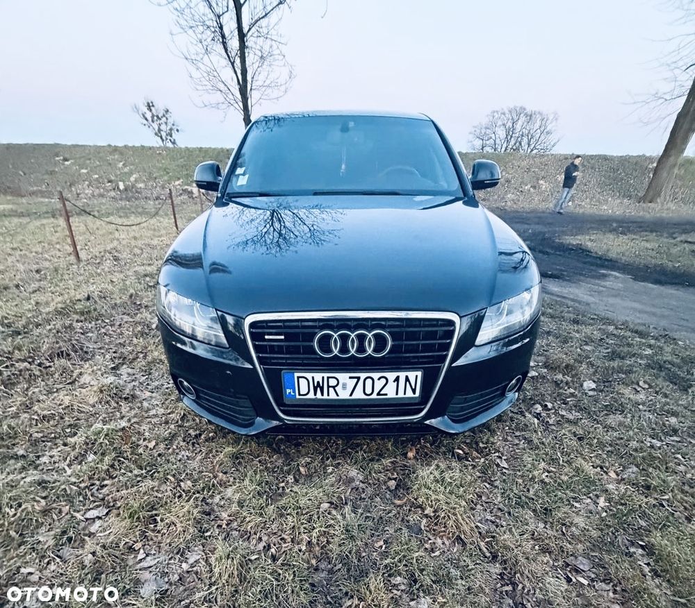 Audi A4 Limousine - 5