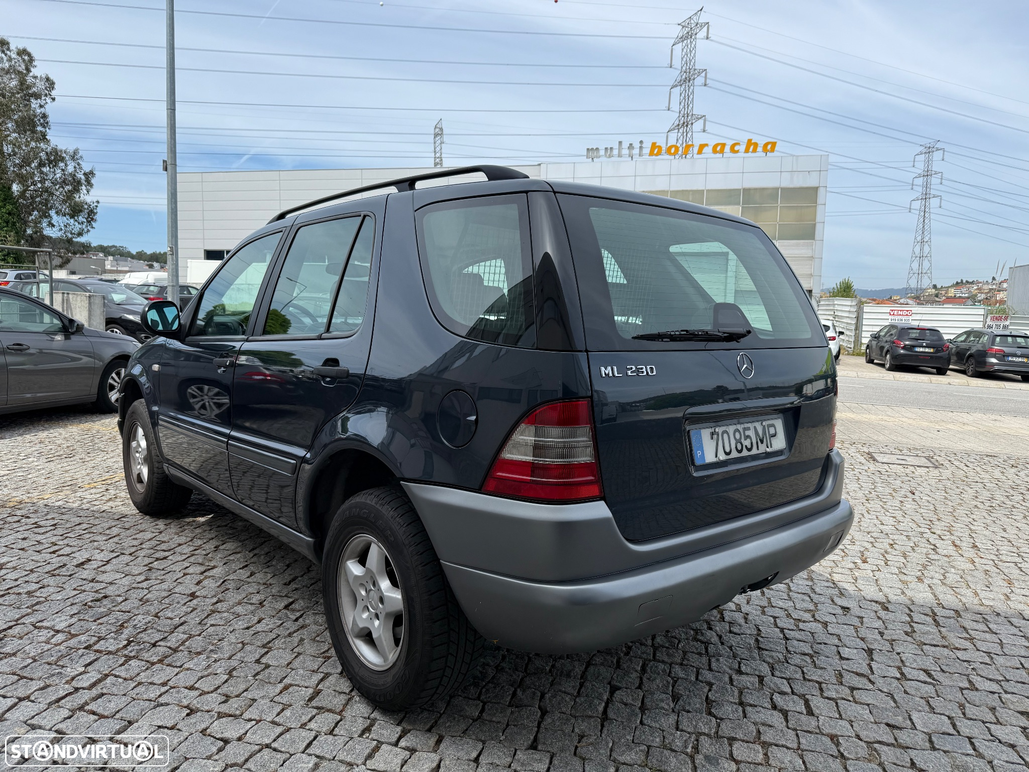 Mercedes-Benz ML 230 Standard - 4