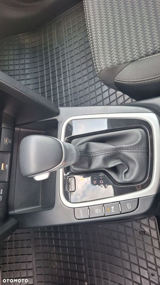 Kia Ceed 1.5 T-GDI M DCT - 16