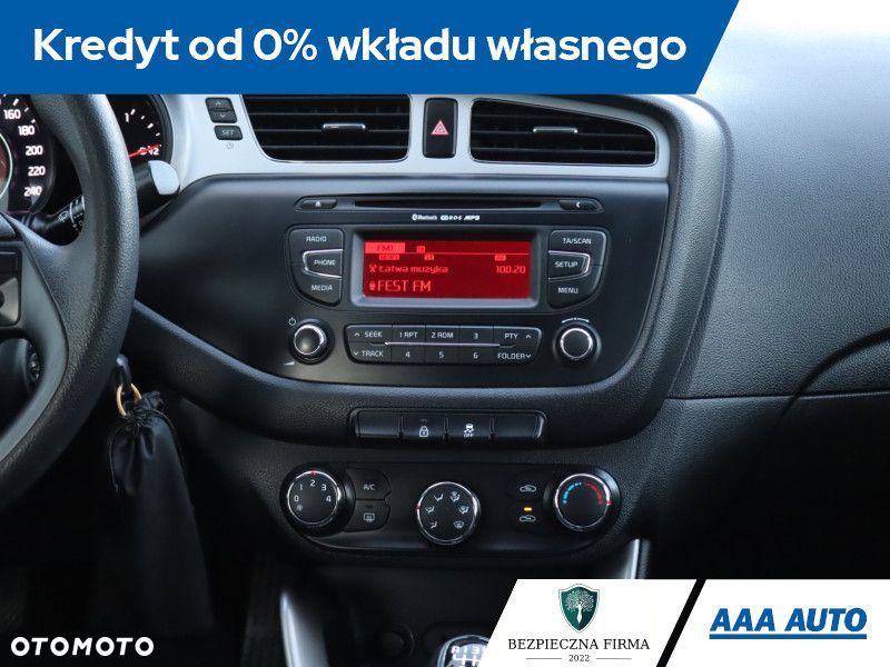 Kia Ceed - 14