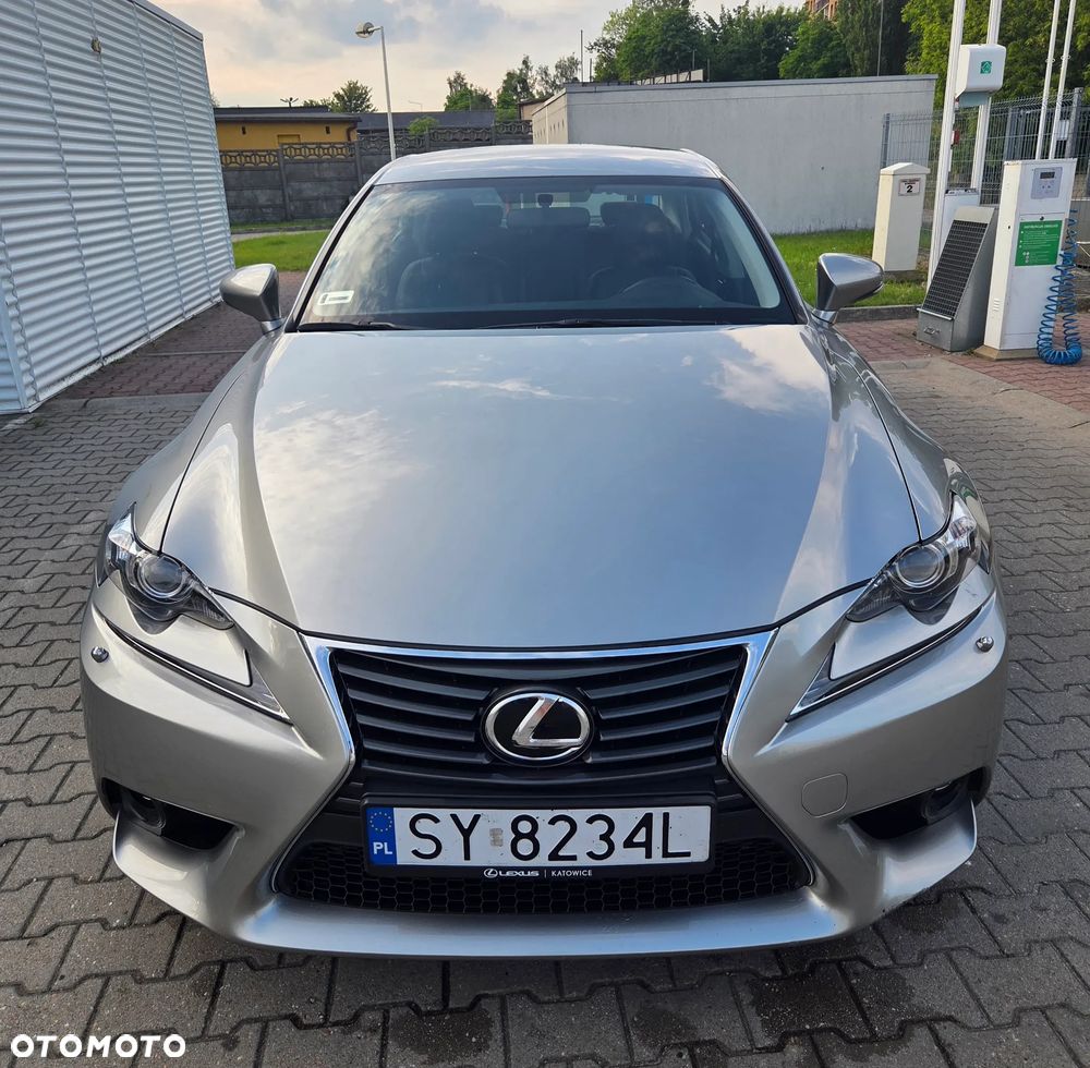 Lexus IS 200t Elegance - 9