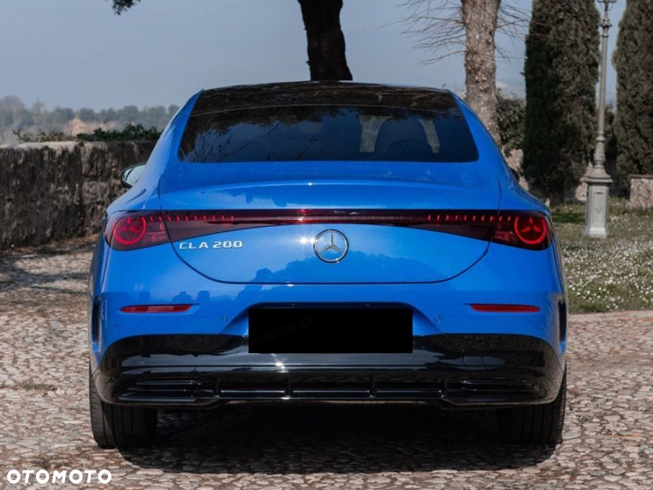 Mercedes-Benz CLA 200 mHEV 8G-DCT - 9