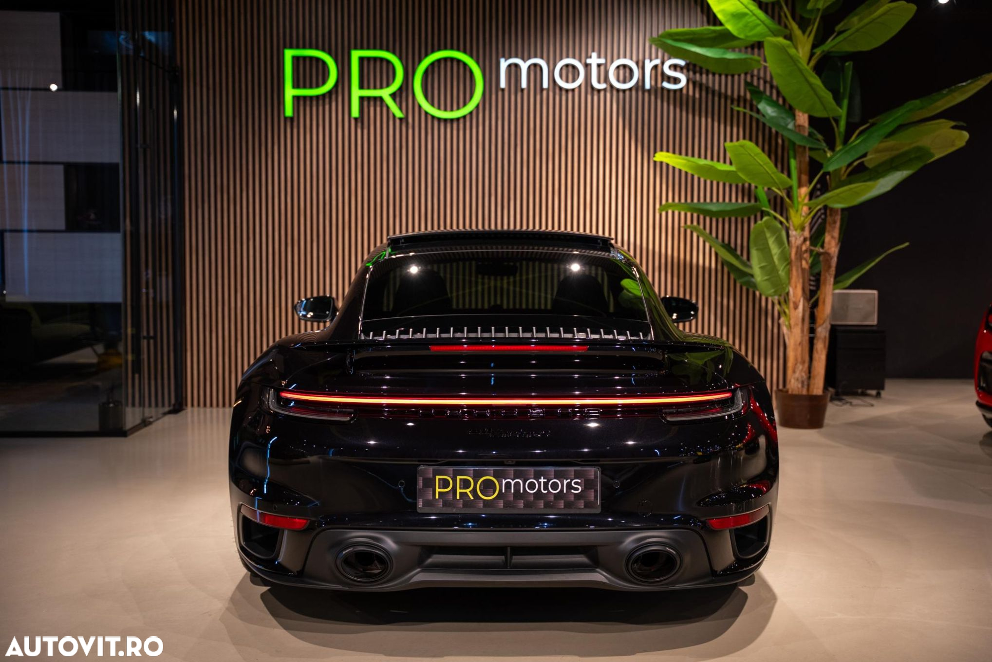 Porsche 911-TURBO-S PDK - 6