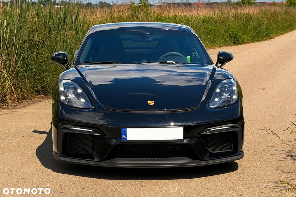 Porsche 718 Cayman GPF GT4 PDK - 4